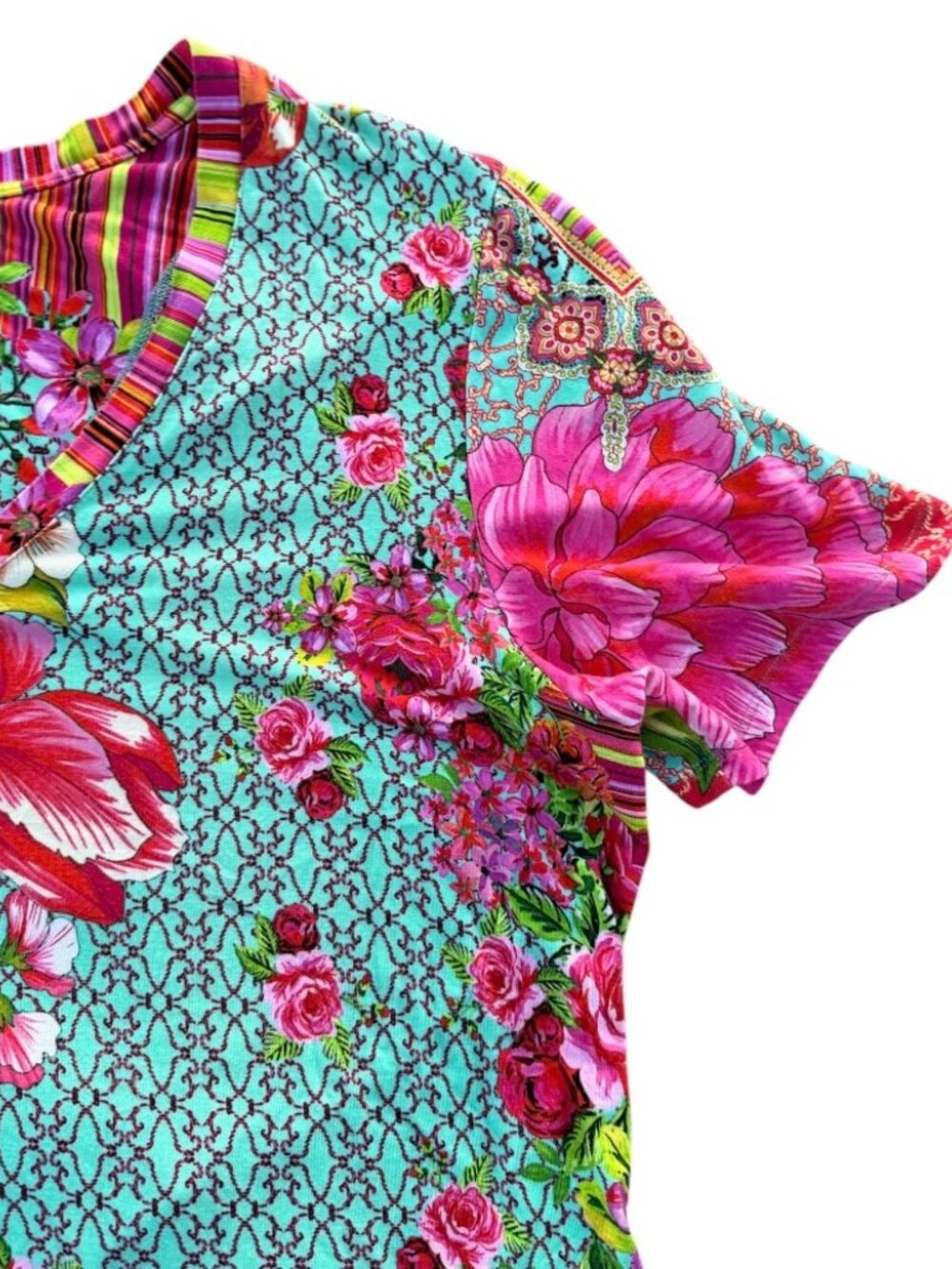 Johnny Was Floral Bamboo V-Neck Bohemian Jersey Top | Women’s Size L - Picture 4 of 13